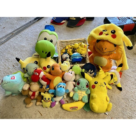 Pokemon Plush Lot Pikachu Nintendo Yoshi Squirtle Bulbasaur DK Poké Ball - Picture 1 of 3